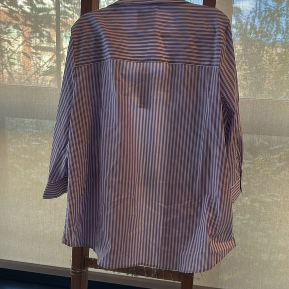 NWT STRIPED BUTTON DOWN BLOUSE - Picture 5 of 6